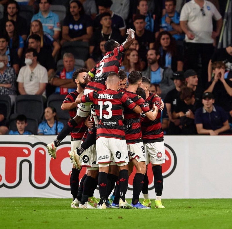 tate-russell-western-sydney-wanderers-the-final-third-grips-socks