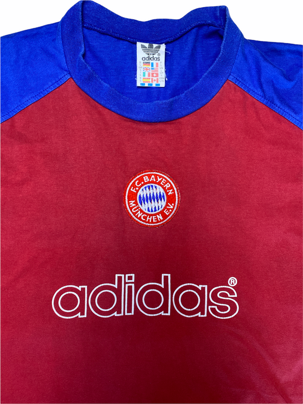     fc-bayern-munich-t-shirt-front-close