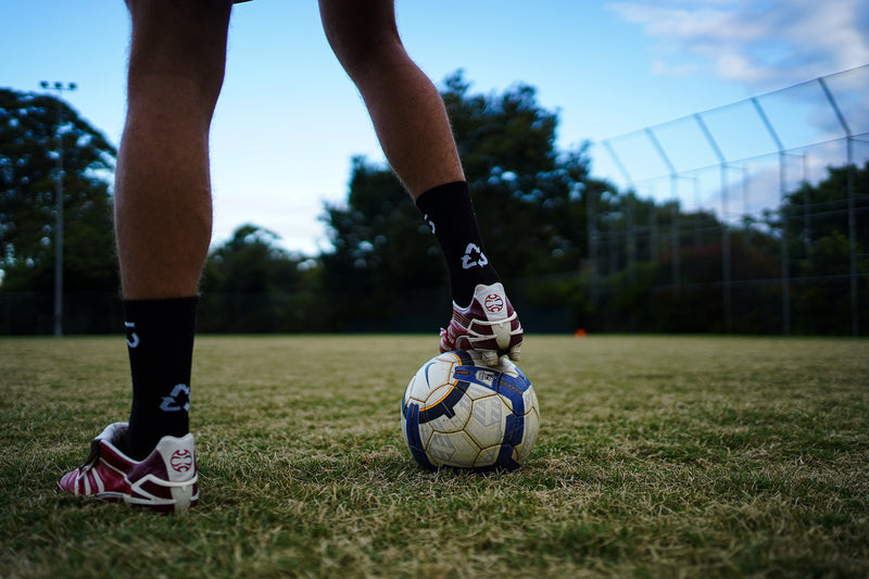 the-final-third-recycled-grip-socks