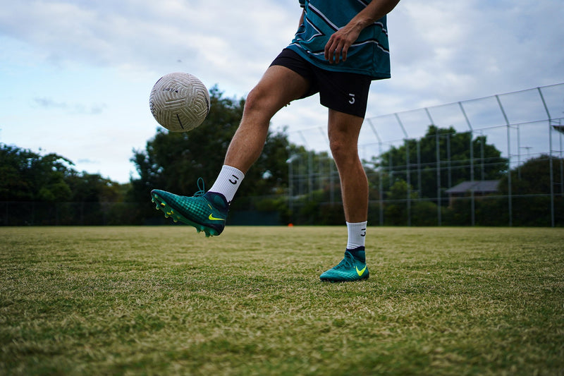 the-final-third-recycled-grip-socks