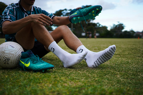 the-final-third-recycled-grip-socks