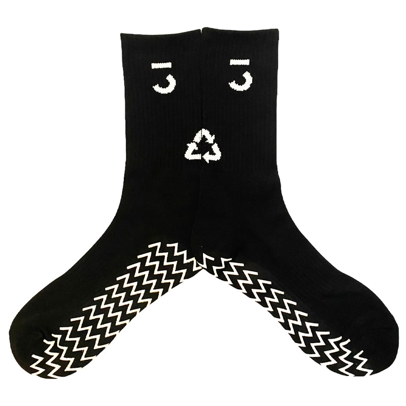 the-final-third-recycled-grip-socks